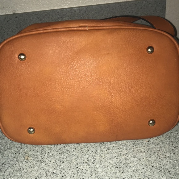 Camel Drawstring Bucket Bag - Picture 4 of 7